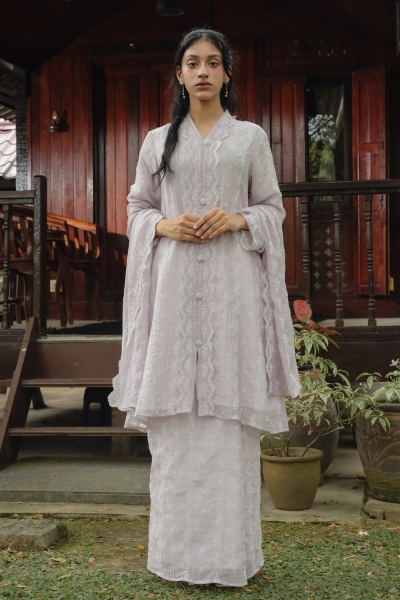 Dinda Kebarung Purple Lilac (With Selendang)